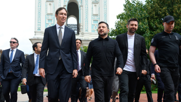 U.S Envoys Shift From Moscow to Kyiv for High-Stakes Talks With Zelensky