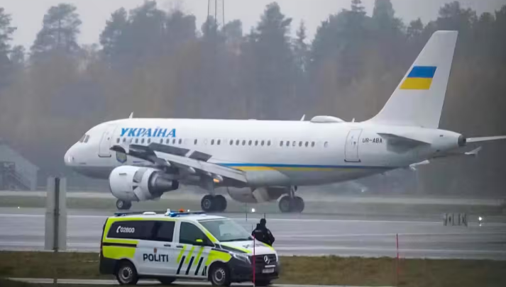 Drone Nearly Hits Zelenskyy Plane During Norway Visit