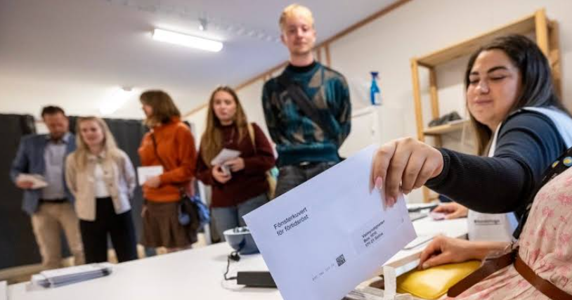 Sweden Centre-Left Bloc Takes Election Lead as Far Right Suffers Major Setback
