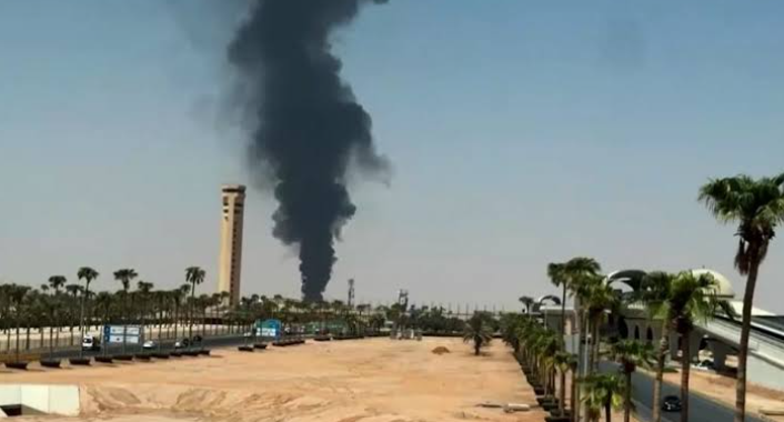 Houthi Saudi Conflict Escalates as Yemen Strikes