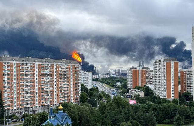 Ukraine Launches Hundreds of Drones in Largest Ever Attack on Moscow