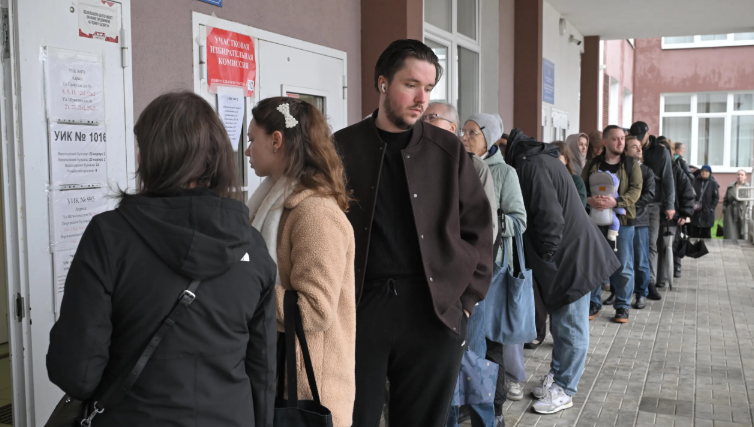 Russia Wraps Up Wartime Election as Pro Putin Party Heads