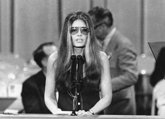 Gloria Steinem, a potent voice of US feminism and co-founder of Ms. Magazine, dies at 92