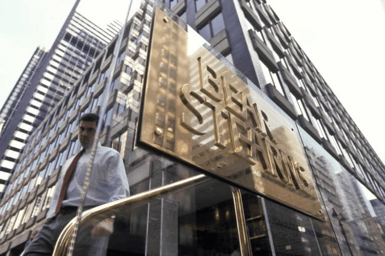 FBI Investigation Into Epstein Crimes Came Decades After Early Reports